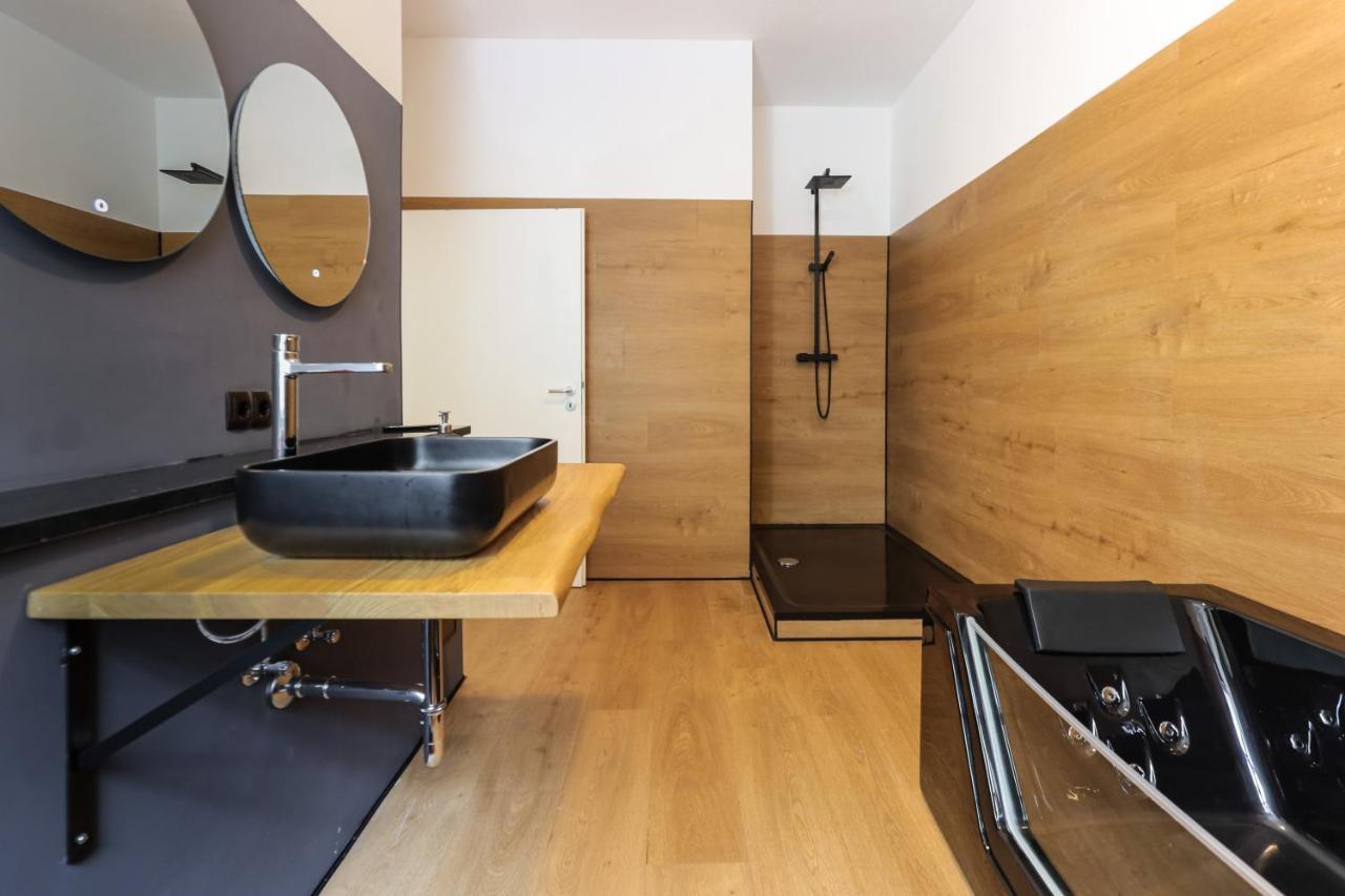 Bohnapartments Steigerwald - Natur In Der Stadt - Vollausstattung - Wlan - Gratis Parkplaetze エアフルト エクステリア 写真