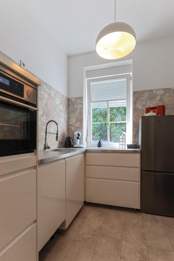 Bohnapartments Steigerwald - Natur In Der Stadt - Vollausstattung - Wlan - Gratis Parkplaetze エアフルト エクステリア 写真