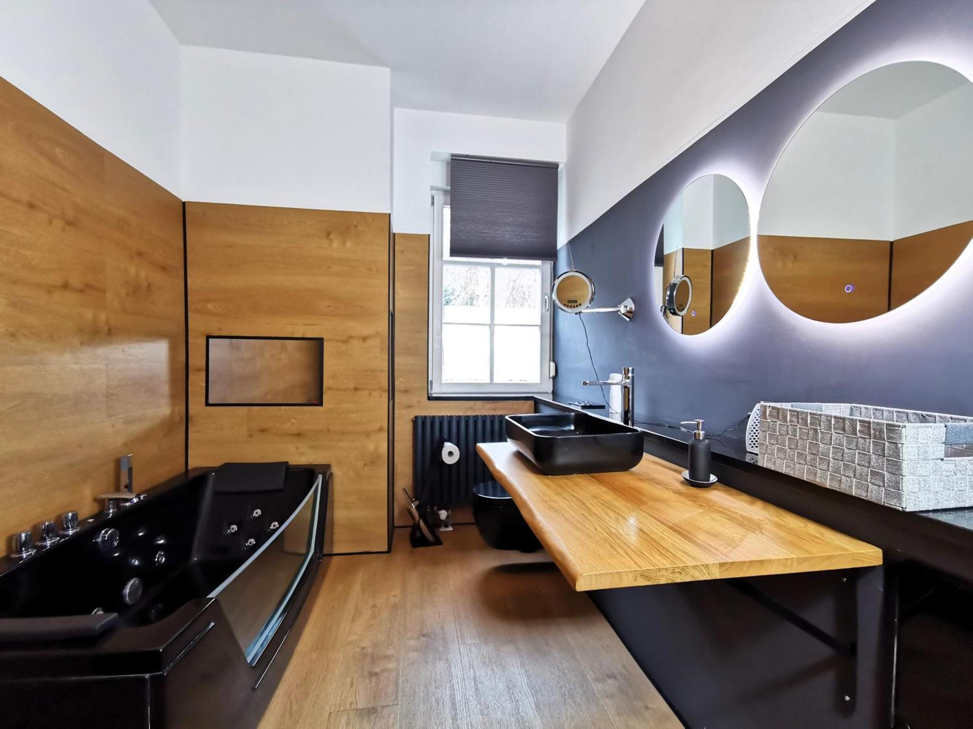 Bohnapartments Steigerwald - Natur In Der Stadt - Vollausstattung - Wlan - Gratis Parkplaetze エアフルト エクステリア 写真