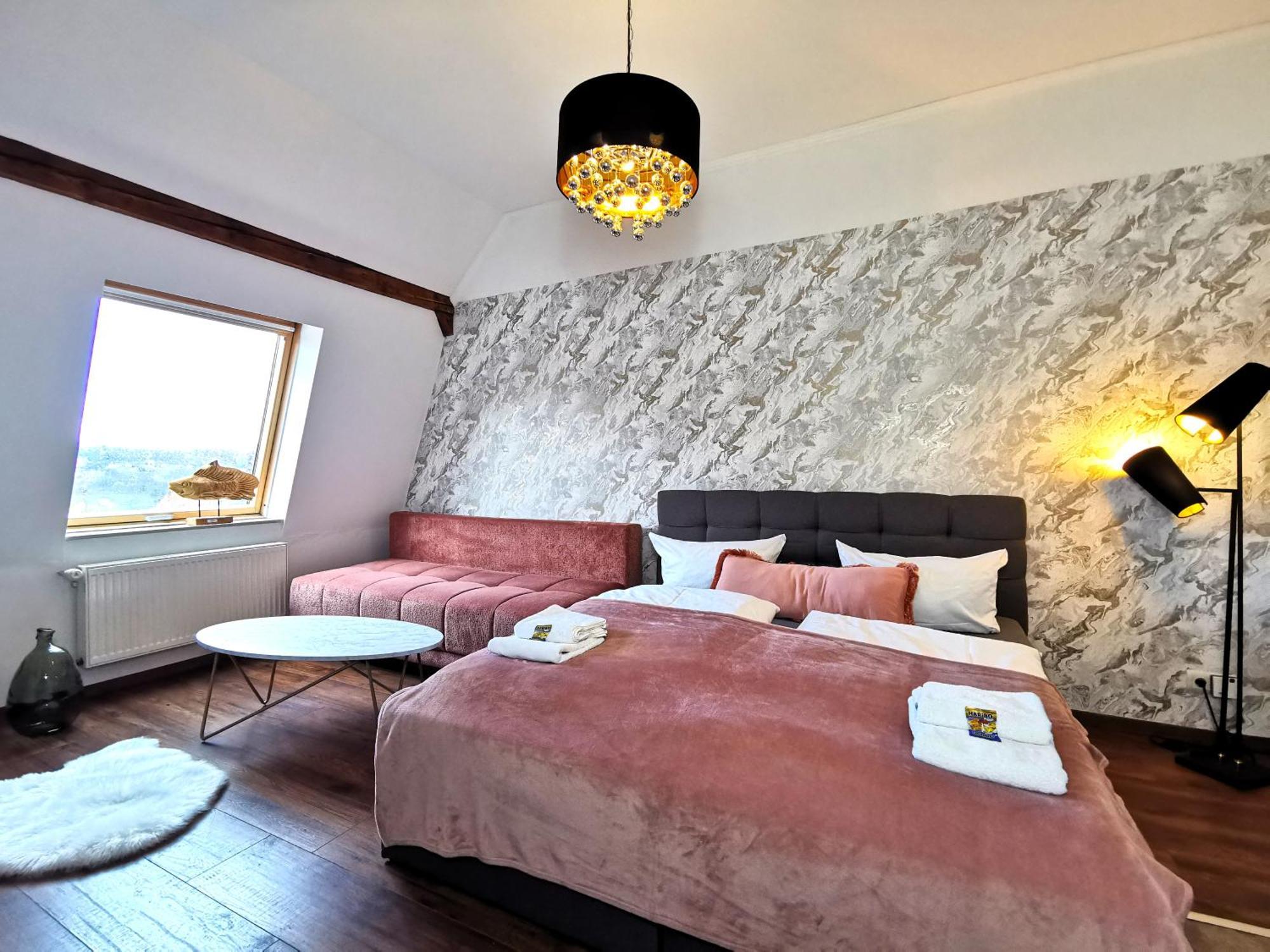 Bohnapartments Steigerwald - Natur In Der Stadt - Vollausstattung - Wlan - Gratis Parkplaetze エアフルト エクステリア 写真